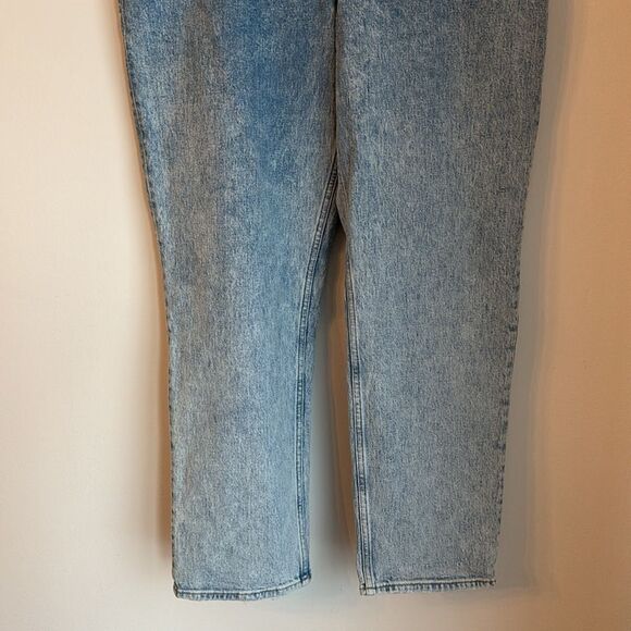 Abercrombie Women Ultra High Rise 90s Straight Jean Criss-Cross Waistband 33 NWT - Picture 7 of 16